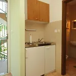 8780b