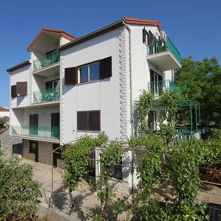 8780b Appartement *